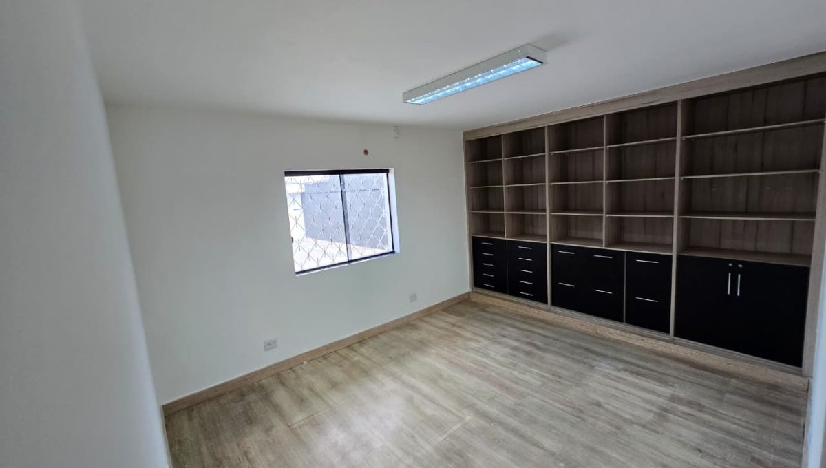 PHOTO-2025-11-19-11-35-39